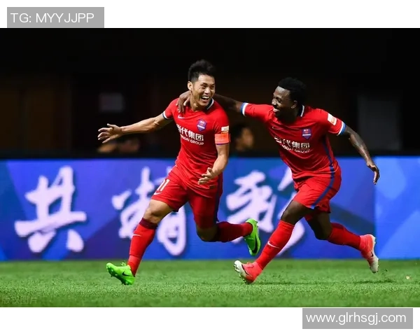 重庆足球队转型之路的真实记录与背后故事揭秘